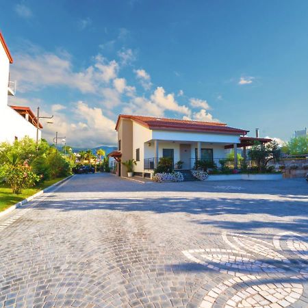 Villa Dei Cesari Bed & Breakfast Santa Maria La Carita ภายนอก รูปภาพ